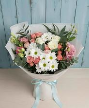 Букет цветов из:  Розы, Лизиантусы и Хризантемы в Гирей