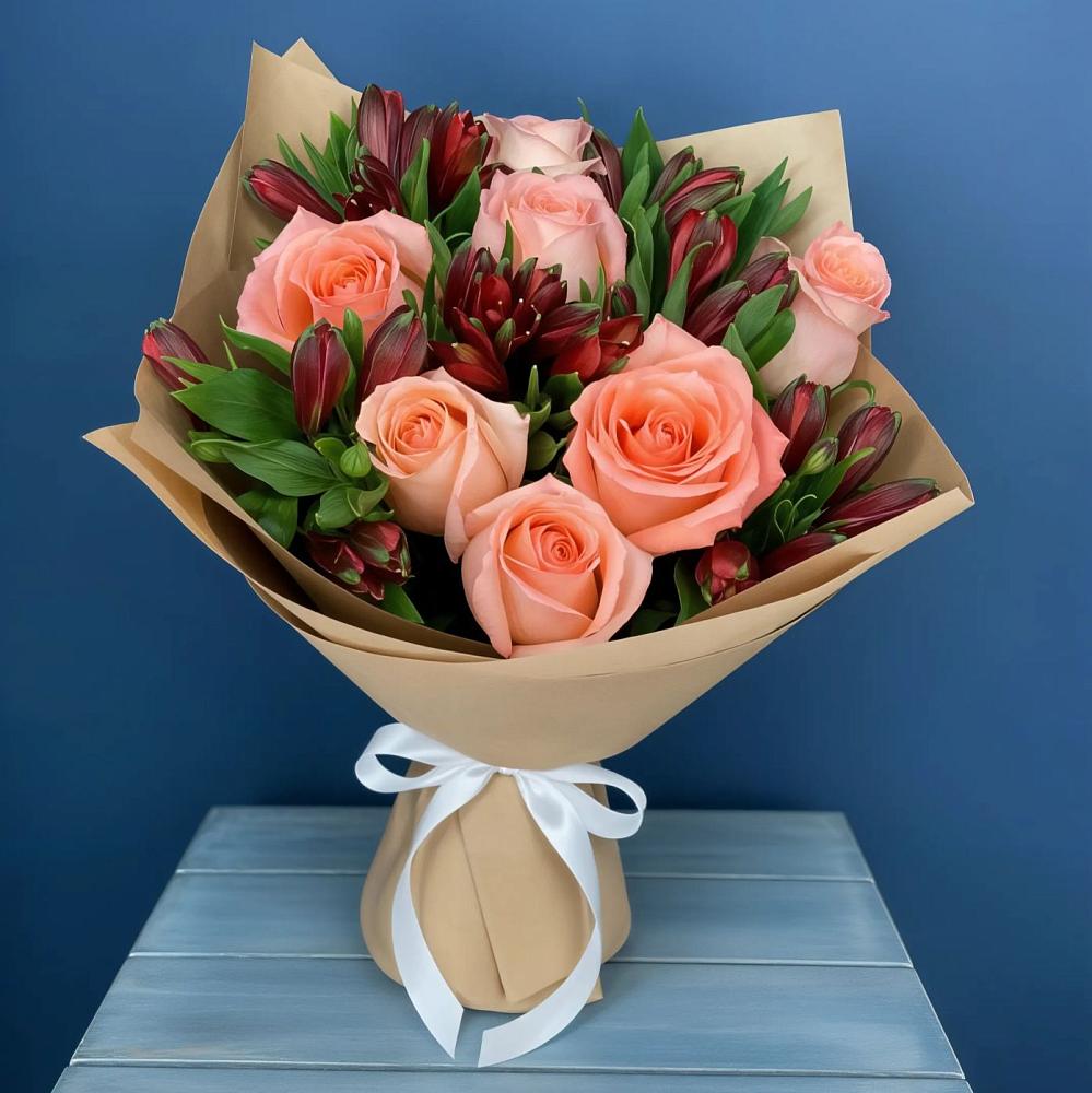 Букет цветов из: Розы и Альстромерии в Гирей