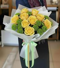 Букет цветов из:  Хризантемы и Розы в Гирей