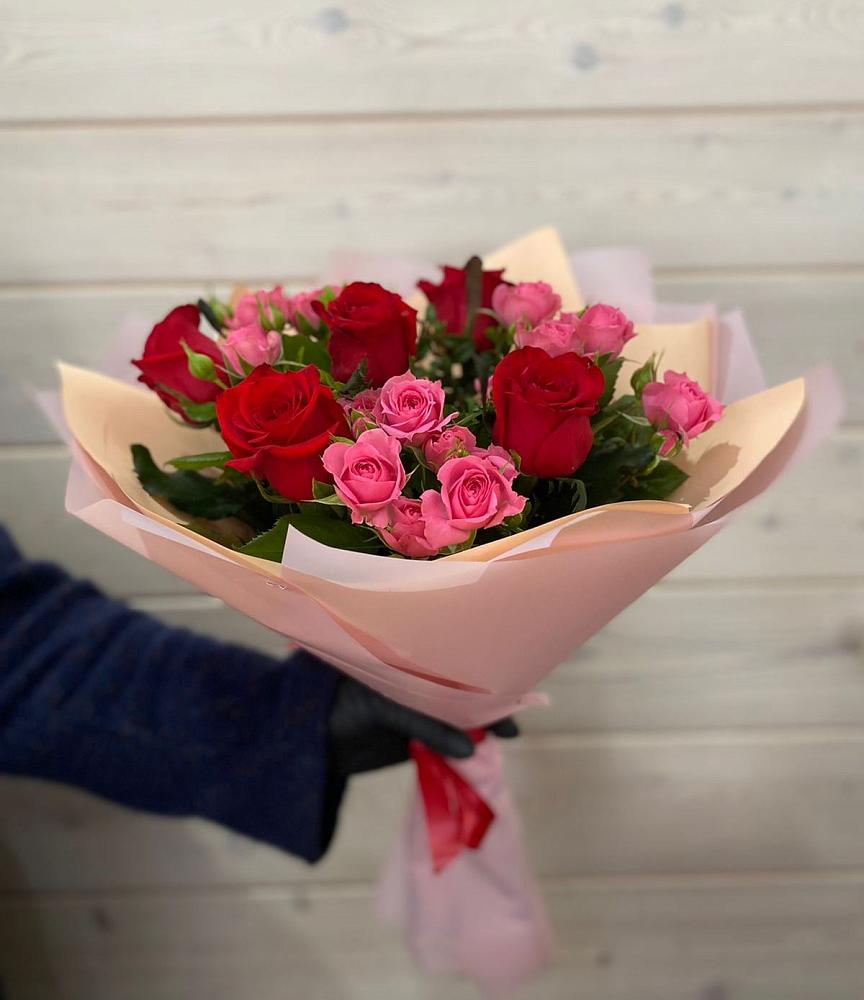 Букет цветов из: Розы в Гирей