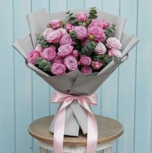 Букет цветов из:  Розы #REPLACE_PRED# Гирей